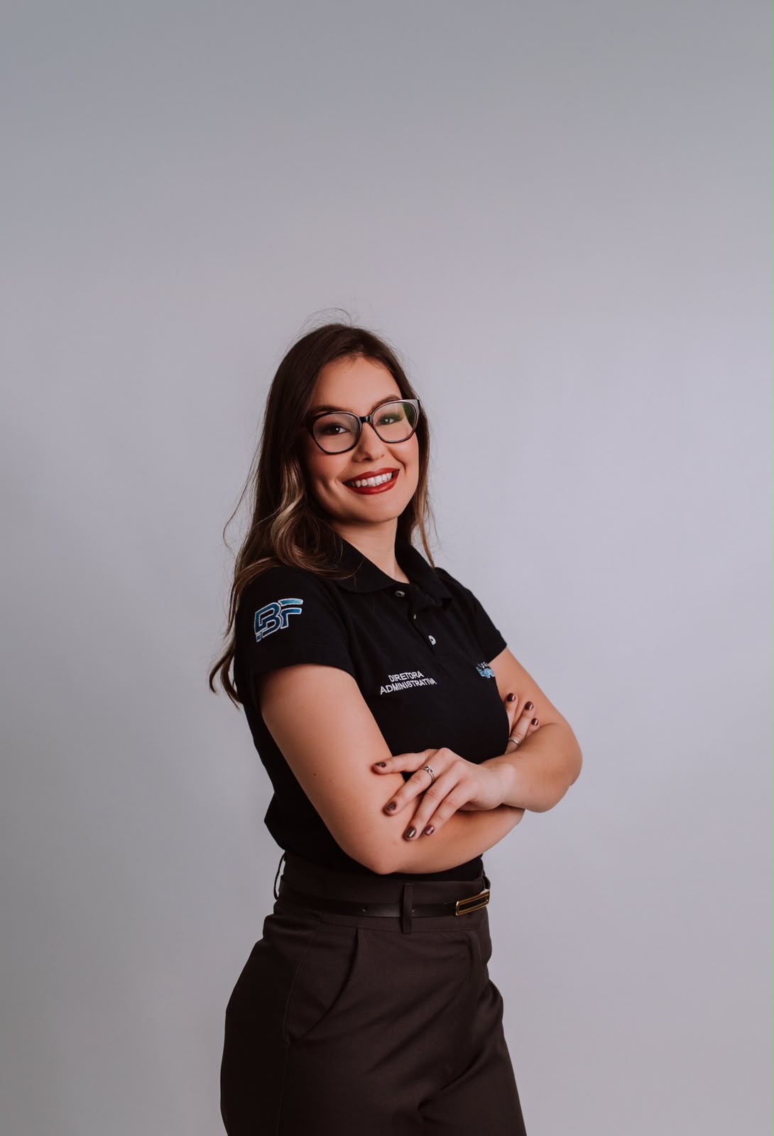 Retrato profissional com uniforme da área administrativa Beto Forte